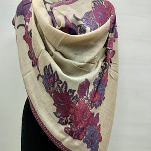 KASHMIRI SHAWLS MANUFACTURER