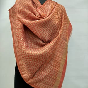 SHAWLS & SCARVES MANUFACTURER/ EXPORTER