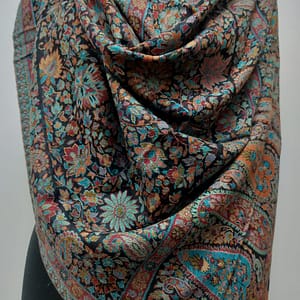 WINTER SHAWLS & SCARVES MANUFACTURER