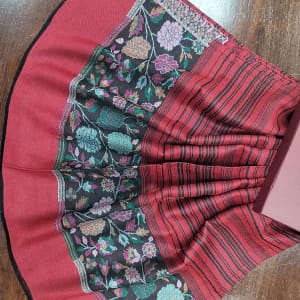 HANDWOVEN SCARVES MANUFACTURER