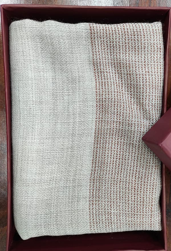 PASHMINA SHAWLS & SCARVES MANUFACTURER